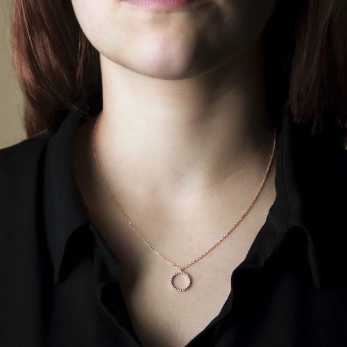 Circle_indossato_02-copia-scaled