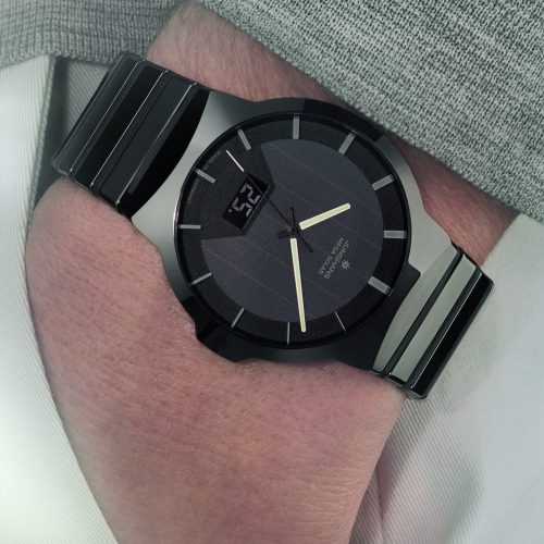 Force_Mega_Solar_18_1133_44_hoch